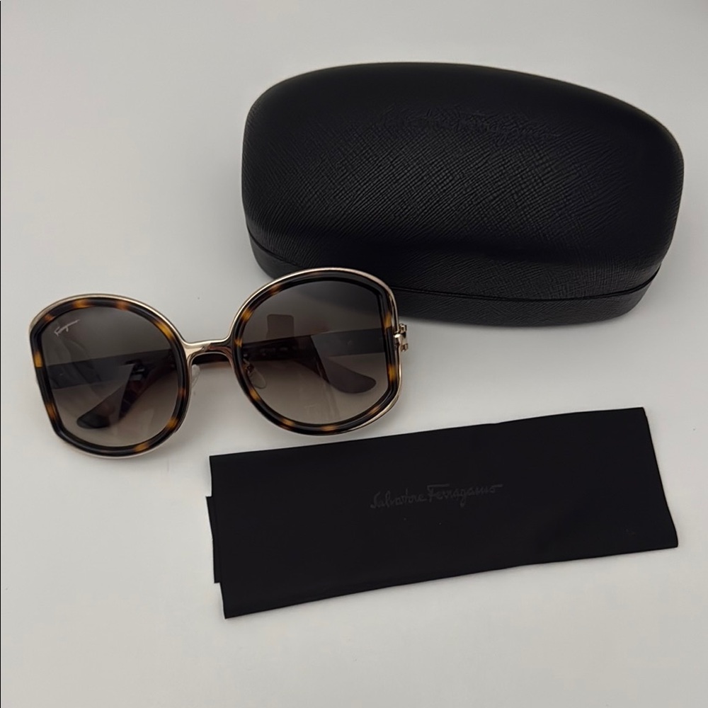 Salvatore Ferragamo Brown Sunglasses with Gradient Lenses